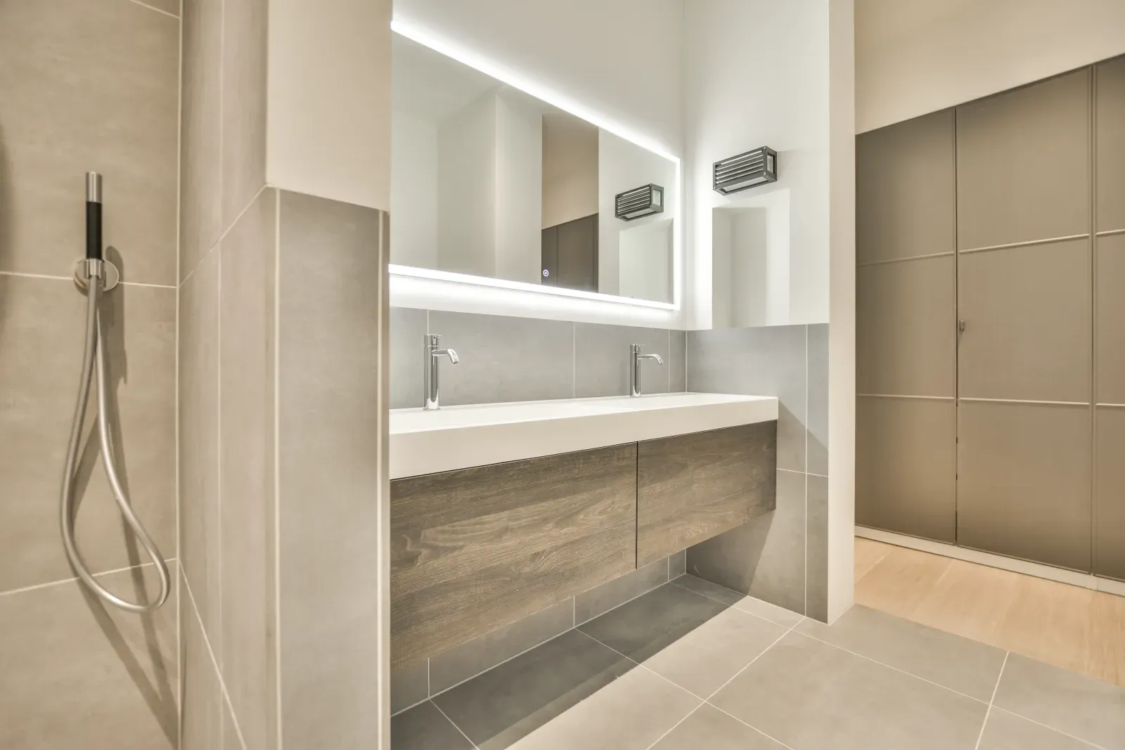 Bathroom vanities